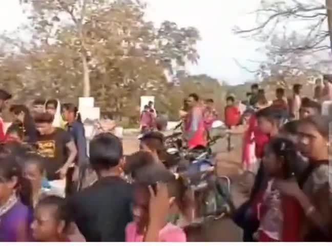 बड़वारा तहसील के ऐतिहासिक कुड़िया धाम रोहनिया में महाशिवरात्रि पर निकाली गई विशाल शिव बारात
#mahashivratri2021