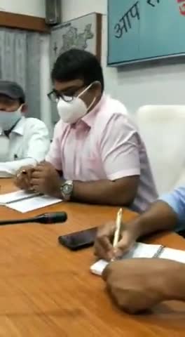 परसिया: मंगलवार मार्केट बंद रहेगा एस डी एम महोदय द्वारा #परासिया व्यापारों की बैठक मे सर्व सम्मति से निर्णय लिया गया।