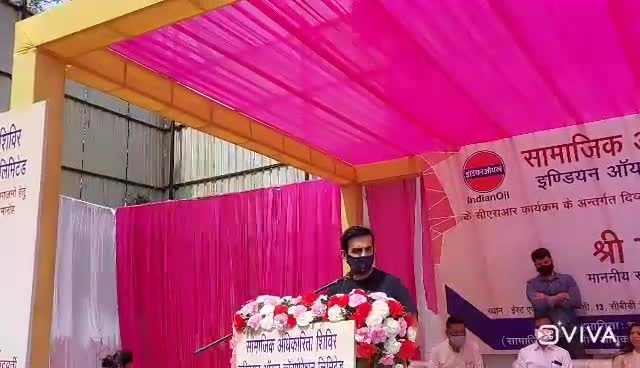 सांसद गौतम गंभीर जी ने आज ईस्ट एंड क्लब में दिव्यांगजनों को निःशुल्क सहायक उपकरणों का वितरित किया।
#GautamGambhir #BJP
