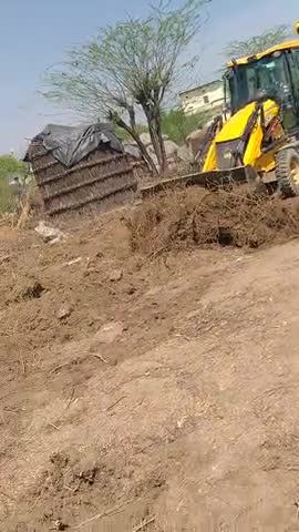 हथीन: #MVG#मलोखडा #टीम ने गांव के﻿ #कब्रिस्तान व #ईदगाह की सफाई का कार्य शुरू किया।﻿