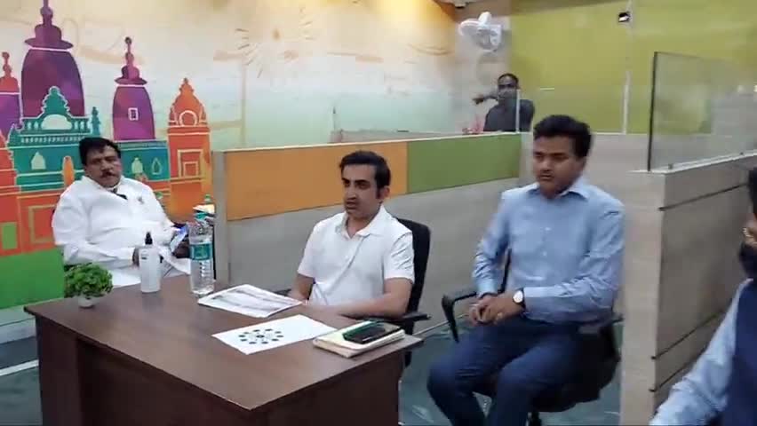 पूर्वी दिल्ली की सफ़ाई को लेकर कांट्रेक्टर और पार्षदों के साथ उच्च स्तरीय बैठक!
#GautamGambhir #MCD #BJP #EastDelhiMCD