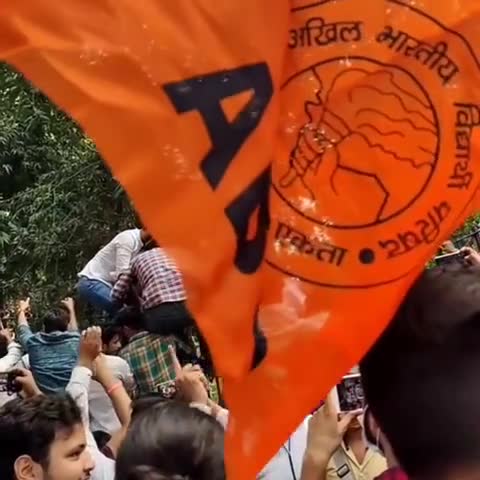 ध्वज कभी झुके नहीं
हम कभी रुकें नहीं 
﻿#ABVP #ABVPDELHI #BHARATMATAKIJAI #VANDEMATRAM 
﻿#shriniwas.hr #abvpvoice999