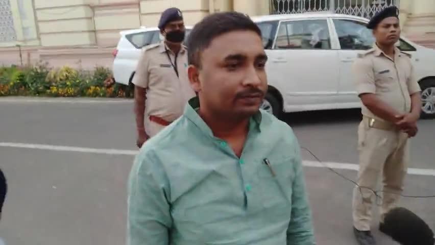 #rjd #tejaswiyadav #subodh राय क्या कुछ कह रहे है। भारत रत्न को लेकर जो श्री बाबू को मिली है।#bjp #laluyadav #publickलिक