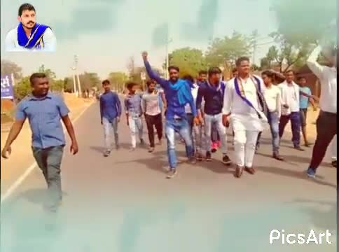 #माना मुश्किलों के साथ चलना थोडा भारी रहेगा।
 #पर सफर मेरा हमेशा जारी रहेगा।।
#आजाद मनोज दिवाकर (अधिवक्ता)