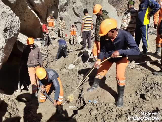 चमोली: 7 फरवरी को तपोवन समेत अन्य इलाकों में आई आपदा में मृतकों की संख्या हुई 76, 128 लोग अभी भी लापता #disaster