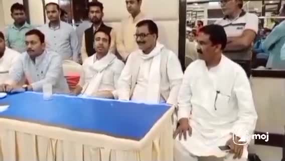 #rld #kisaano #shivshankarpandey #public #publicapp #boldpolitician #mirzapur #chunar #ashishpandey #jaihind #jaibharat