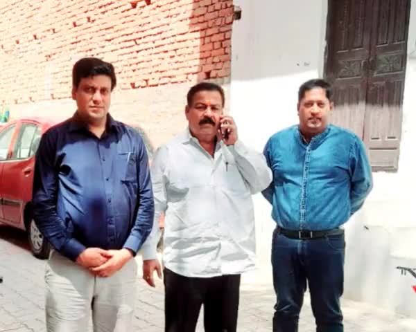 Regular Meeting with Lucknow Councillor's. 
Mr. Pammi Tiwari (BJP) 
#BJP #Lucknow #Parshad #Sewer