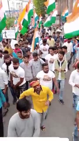 तुम से रोका नहीं जायेगा #काफिला हमने भीड़ नहीं लोगों के दिल जीते है...!
ओबीसी विनोद पटेल