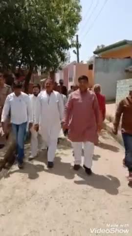 #सरकार #के #4 #वर्ष #पूर्ण होने पर सरकार के द्वारा किए गए विकास कार्यों की उपलब्धियों को जन-जन तक #पहुंचाते #हुए #भाजपाई