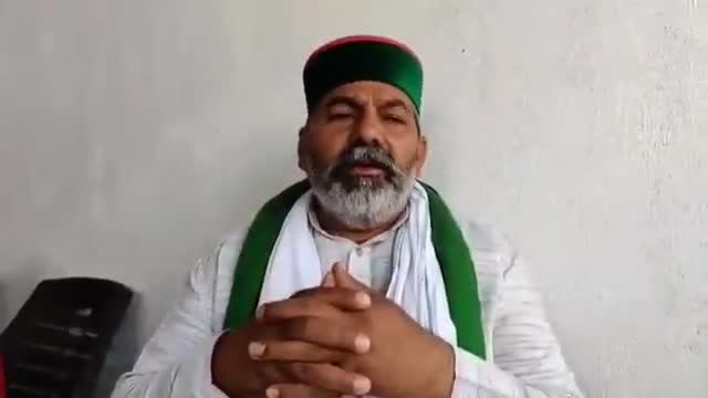 किसान आंदोलन से घबराई #गुजरात_सरकार अहमदाबाद में प्रेस कॉन्फ्रेंस के दौरान किया युद्धवीर सिंह जी को गिरफ़्तार !