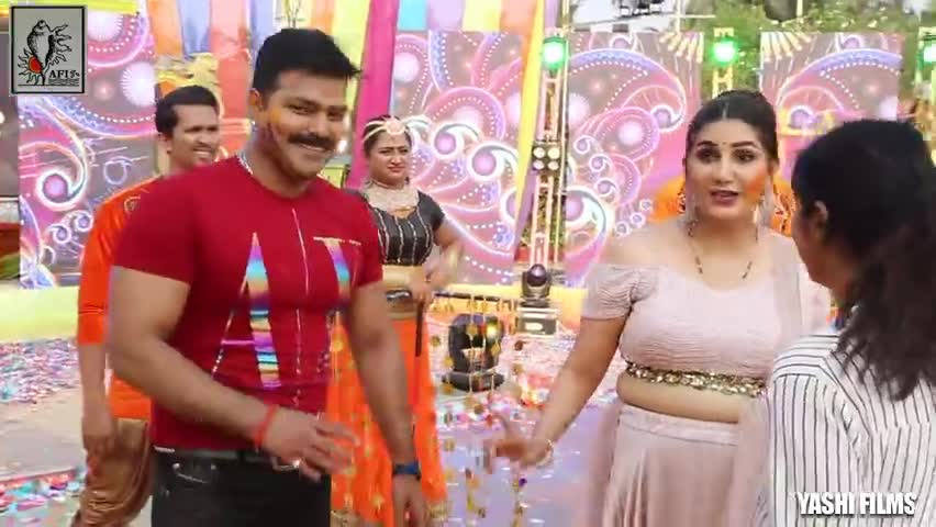 #Pawan Singh #Sapna Chaudhari का जबरदस्त होली Video Dance 2021
#pawansingh #khesarilal596