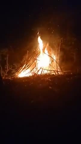 झरिया/जोरापोखर/सिंदरी: Mera ghar ke pass pada pada jharia मेरा घर के पास पदार्पण झरिया होलिका दहन #jharia