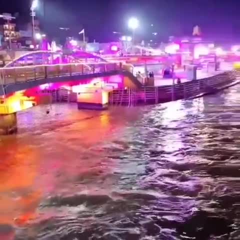 Maa Gange Beautiful Sciene At #harkipauriharidwar #maagange #weather #naturelovers #ganges #संध्या