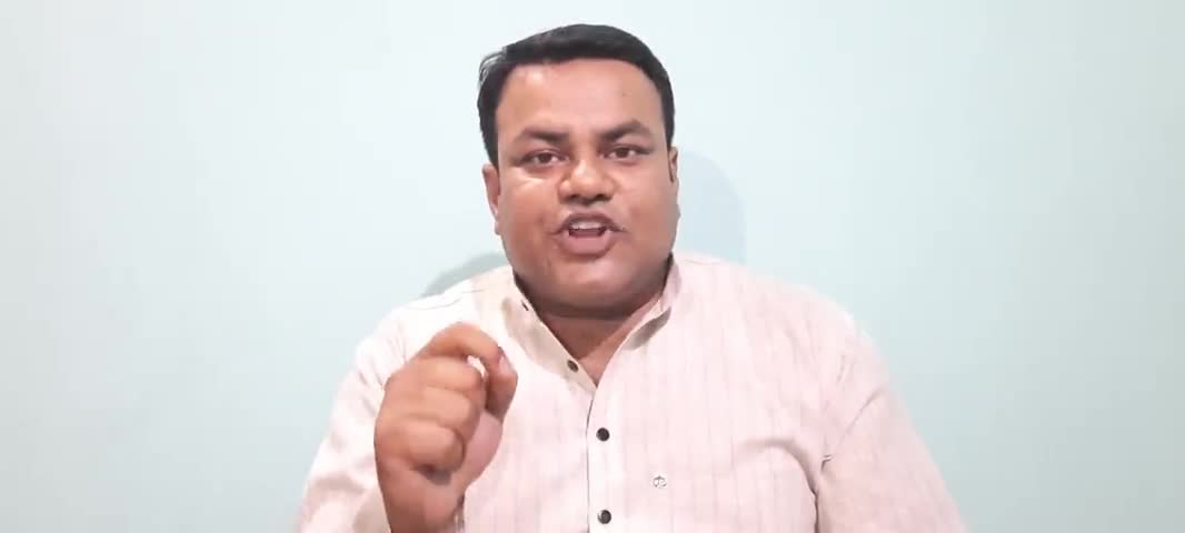#शराब माफियाओं की बहार है
#ज़हरीली_शराब का फल-फूल रहा कारोबार है
शर्म आती है बताने में कि #बिहार में सुशासन की सरकार है।