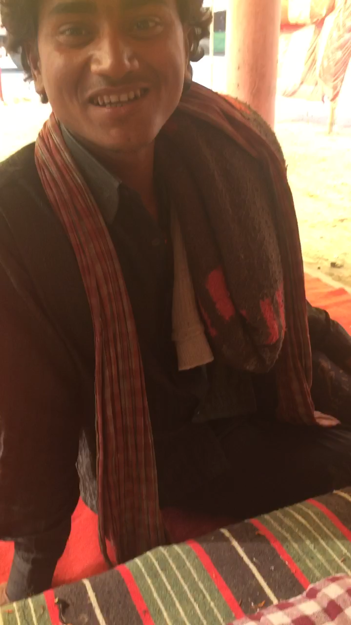 सीतामढ़ी के इस अर्ध विक्षिप्त युवक से रोचक बातचीत 
 #sitamadhi