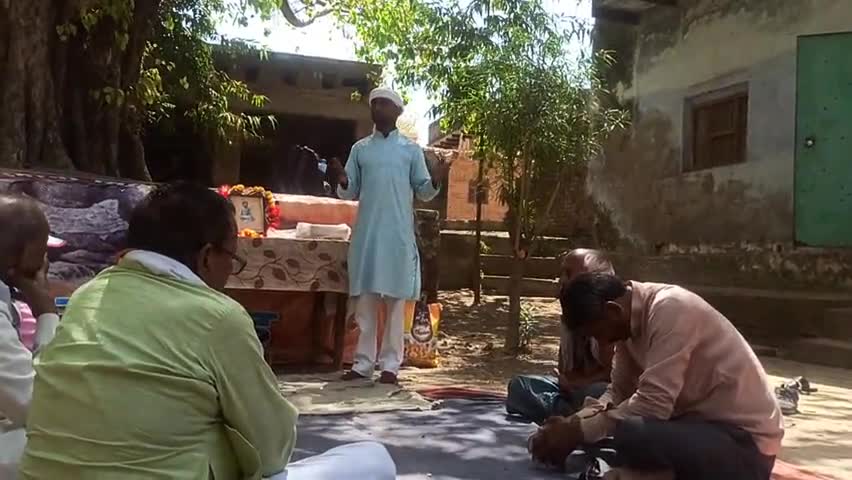 बबेरू: तहसील के ग्राम #साथी में पूज्य संत #योगिराज श्री सियाराम जी महाराज की #जयंती पर बोलने का सौभाग्य मिला। #पीसी पटेल