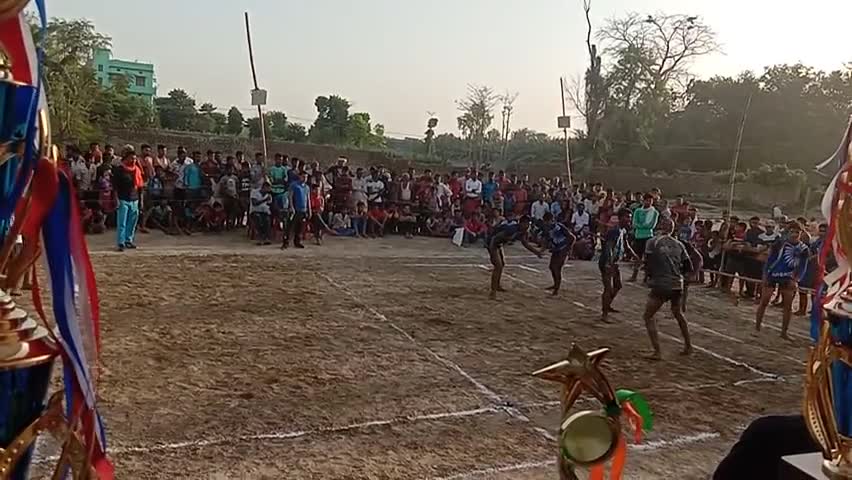 बेगूसराय: #सजग_भैया के याद में #चाक_पुर्नवास गांव में आयोजित #कबड्डी_प्रतियोगिता में अतिथि के रूप में शामिल होने का मौका मिला।
आयो