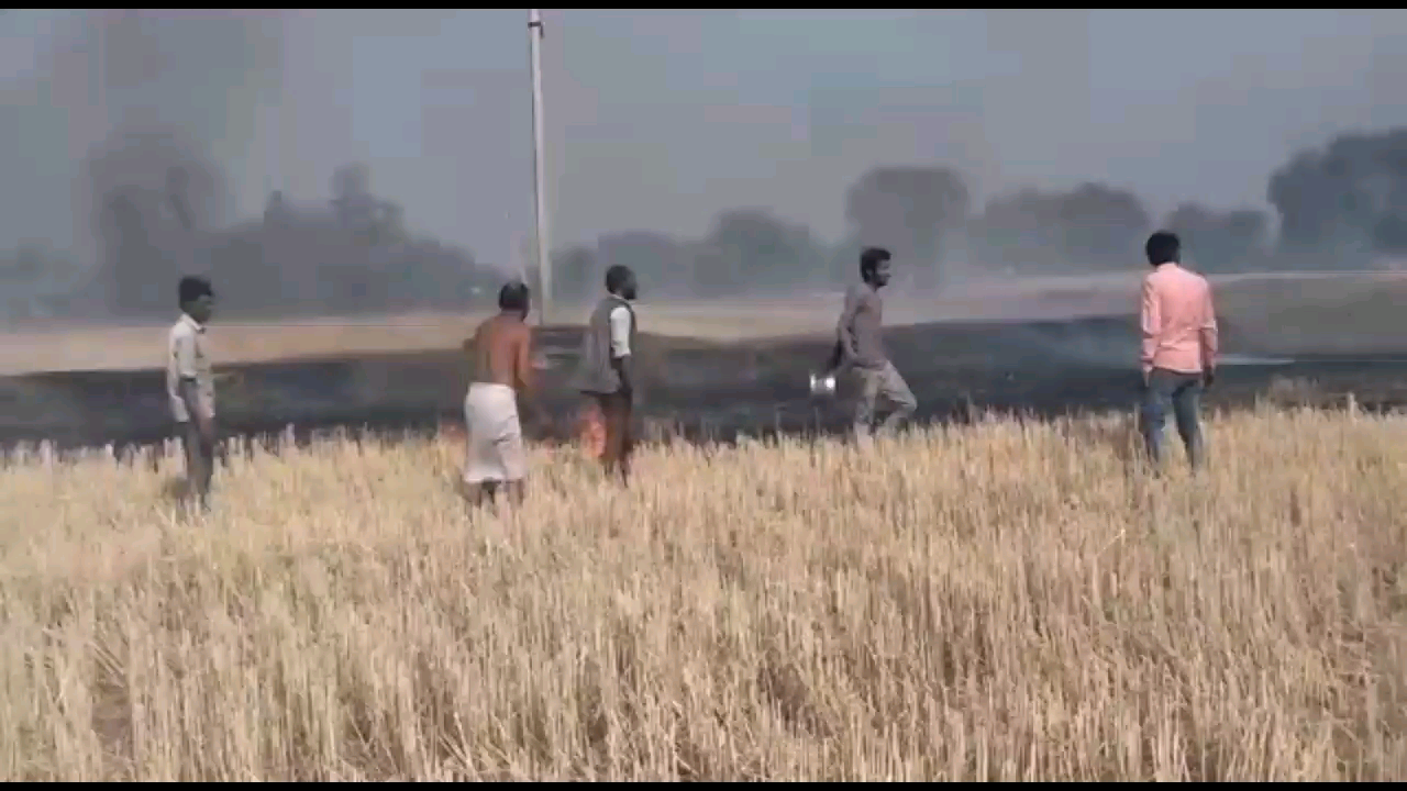 अमानगंज: #अमानगंज तहसील के अंतर्गत बमुरहा गाँव मे बिजली से लगी भीषण आग #पन्ना
