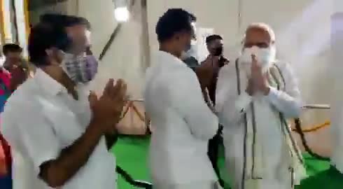 Crowds gather at Greenfield Stadium Kerala to see their beloved Prime Minister.
#KeralaWithModi