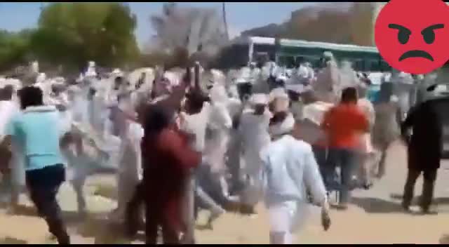 हरियाणा के उपमुख्यमंत्री दुष्यंत चौटाला को काले झंडे दिखाने पर पुलिस ने किसानों पर लाठीचार्ज किया #dushyantchautala