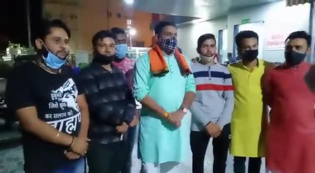 *कल 5 अप्रैल 2021 सुबह 10 बजे #लालघाटी_चौराहे पर #छत्तीसगढ़ में हुए #शहीद 22 #जवानोंको #श्रधांजलि दी जायेगी।*
