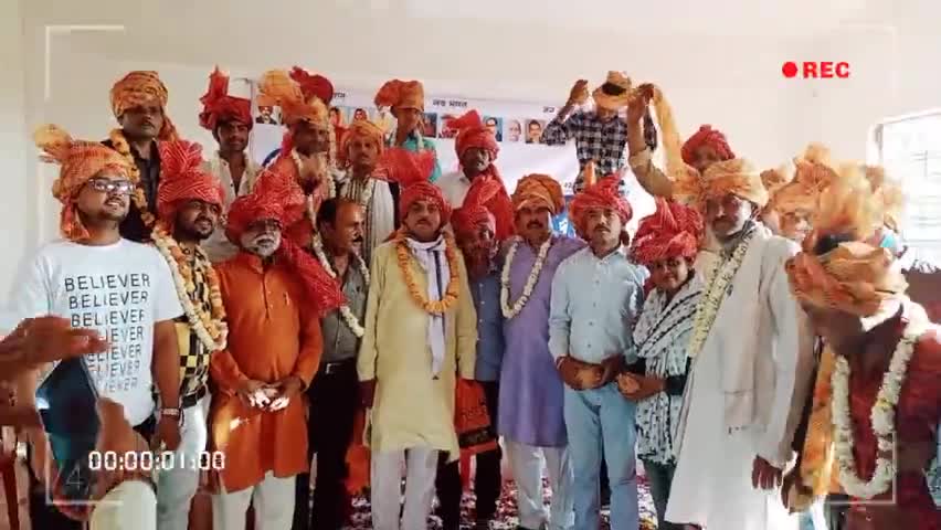 @ #ओबीसी_महासभा का #सम्मेलन सम्पन्न हुआ
#सरपंच और #सचिवों को किया गया सम्मानित
#हक और #अधिकार #आंदोलन में मांगा #समर्थन