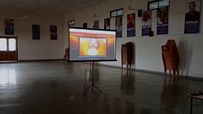 भाजपा स्थापना दिवस अवसर पर जिला भाजपा कार्यालय में प्रधानमंत्री जी का संवाद सुनते हुए
#sthapnadiwas