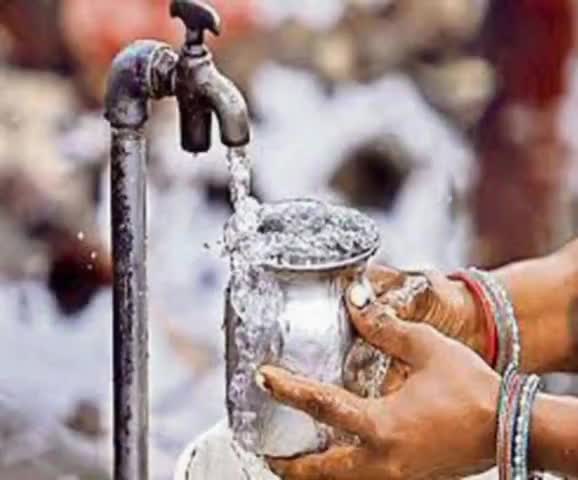 गोपालपुर: गोपालपुर में डीएम के सख्त निर्देशों के बाद भी 17 स्कूलों में ही अब तक लगे वाटर कनेक्शन #गोपालपुर #नल_जल_योजना