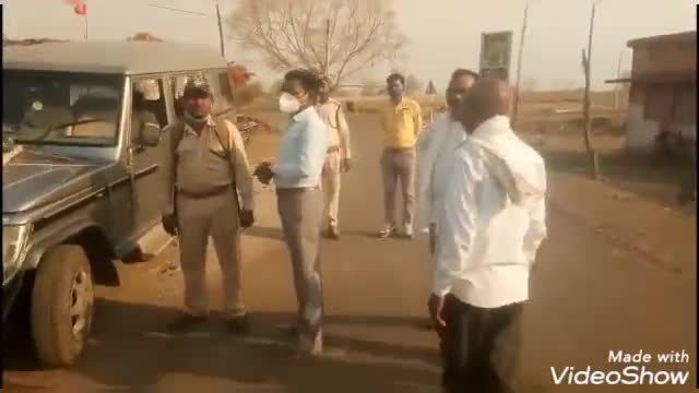 #वन_विभाग के अधिकारियों ने  वन से सटे ग्रामों में  वन्य प्राणियों से सुरक्षा हेतु चलाया जागरूकता अभियान।