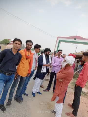 अपने निर्वाचन क्षेत्र #रामपुरसंग्रामगढ़ प्रथम में अपने सहयोगियों के नामांकन के दौरान #आलोकभैय्या
#VoteForAlokBhaiyya