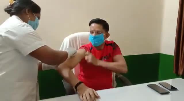 Got my 2nd vaccination of #कोविशील्ड today.
#सावधान_रहें।
#सुरक्षित_रहें।
#दो_गज_की_दूरी,
#मास्क_है_जरूरी।