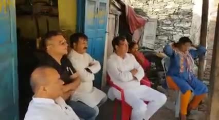 पौड़ी: सल्ट ब्लाक के घट्टी तथा मछोड़ में कांग्रेस प्रदेश अध्यक्ष प्रीतम सिंह जी ने जनसंपर्क किया
#uk #congressforprogress