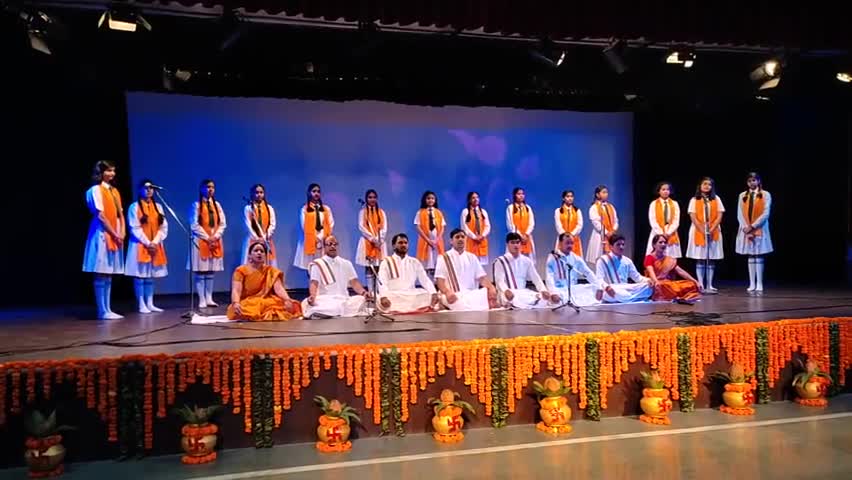 DPS रानीपुर  बी एच ई एल के बच्चों ने कुंभ की आकृति बनाकर रचा इतिहास आचार्य स्वामी कैलाशानंद गिरी महाराज
#mahakumbh2021