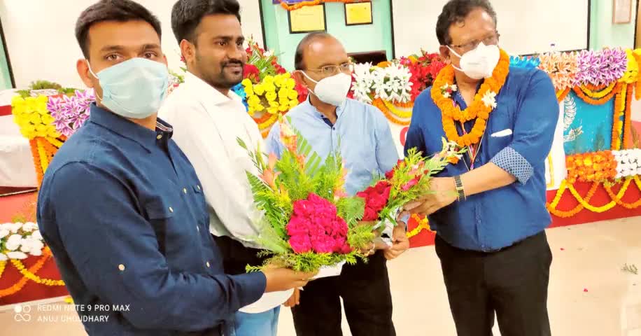#IMA भागलपुर नये जिला अध्यक्ष बने #संदीप_लाल Sir जी 
को बहुत बहुत बधाई और शुभकामनाएं 💐