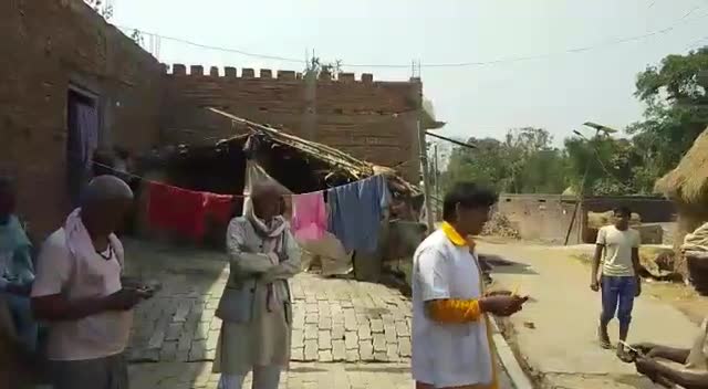करपी: जिला परिषद सदस्य करपी भाग -1 के भावी प्रत्याशी डॉ. ज्योति प्रसाद ने रामनगर, झुनाठी,समेत कई गांव में चलाया जनसंपर्क#जिप