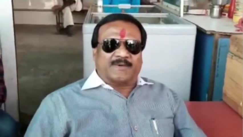 मिट्टी वाला गेहूं 2400 में खरीदुंगा कहने वाले #शिवराज_सिंह किसानों को अच्छे गेहूं के 1800 रूपए भी नहीं दिलवा पा रहे हैं