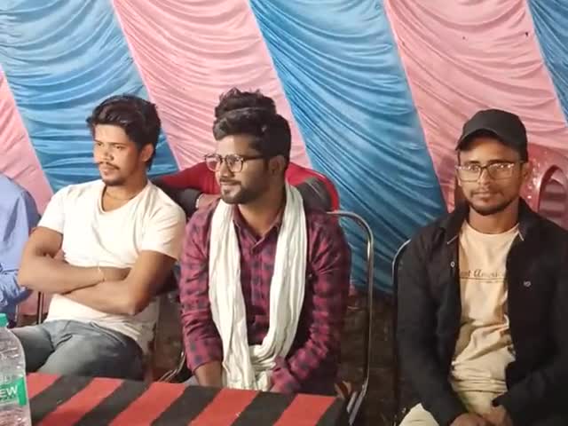 पुरानी राता में आज दूसरे दिन भी नाइट क्रिकेट टूर्नामेंट का लुप्त उठाते हुए 
# tournament #pradipdevbabu #teamsharad