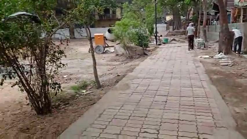 झरिया चिल्ड्रन पार्क गंजेड़ी का अड्डा
सरकार पैसा दिया जाता है पार्क बनाने के लिए पार्क बनता ही नहीं#jharia #newrkr72
