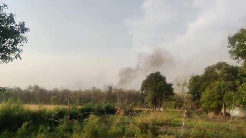 टांडा रेन्ज के हल्दी स्थित वनक्षेत्र में लगी आग, वनसंपदा को नुकसान पहुंचने की संभावना।
#forestfire #वनाग्नि #Haldi@