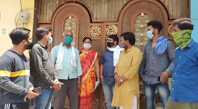 समाजसेवी पं कृष्णकान्त तिवारी के नेतत्व में लोगों को वेक्सिनेशन मास्क उपयोग के लिए किया गया जागरूक #coronavaccinestart