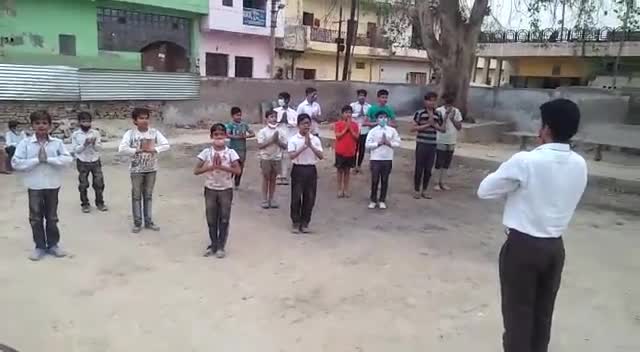 आगरा: #बाल_शाखा #वार्षिक_उत्सव ,, कार्यक्रम÷÷÷÷🚩
#राष्ट्रीय_स्वयंसेवक_संघ पश्चिम महानगर स्वामी,,🚩 विवेकानंद शाखा मैं बौद्धिक