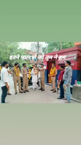कोन कहता है की #यारी बर्बाद करती है,
अरे ओ यारो कोई #निभाने वाला हो तो #दुनिया याद करती है..!