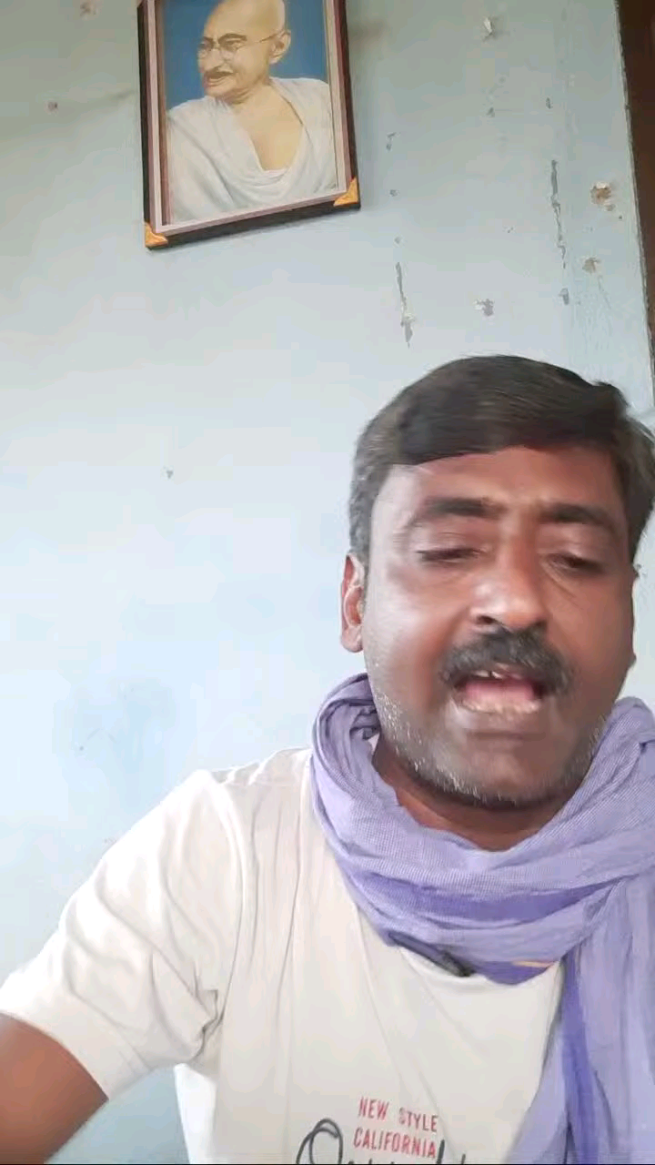 लाशो के ढ़ेर पर आज अपना बिहार खड़ा है
निर्लज्ज मुखिया विकास विकास की बातें कर रहा है 
#modihaitoyahisabmumkinhai