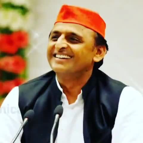 आ रहे समाजवादी  लाल टोपी पहन कर ।#यूपी_क्वारंटीन #जय_समाजवाद #समाजवादी_पाटीं ﻿#samajwadiparty__