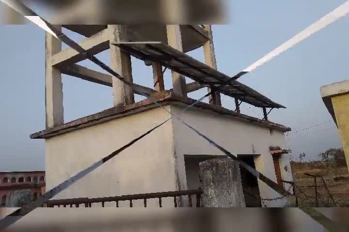 टेटिया बम्बर: #टेटिया बम्बर प्रखंड के लगमा गाँव में PHED विभाग द्वारा लगाया गया पानी टंकी 3 महीने से खराब है