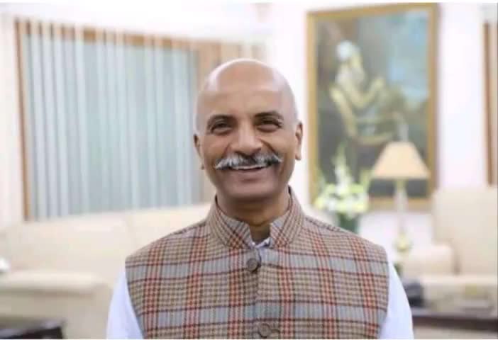 भ्रष्टाचारियों पर कड़ी कार्रवाई करने वाले पूर्व आईआरएस अधिकारी श्री संजय सिंह श्रीनेत होंगे UPPSC के अध्यक्ष ।
#UPPCS