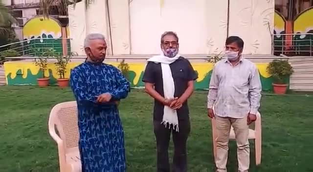 कोरोना से बचने के लिए करें घरेलू उपाय
विडियो में बताये गए विधि अनुसार लहसुन का प्रयोग करें।
#कोरोना
#covid_19 
#बचाव