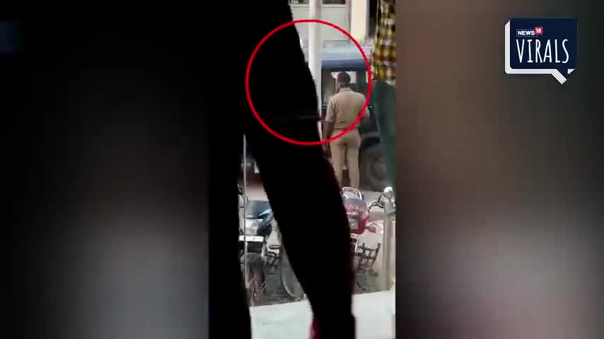युवक को चांटा मारना पुलिस को   भारी पड़ गया युवक ने भी चाटा मार कर भाग गया#pulice#viralviddos#brijeshrajbhar#