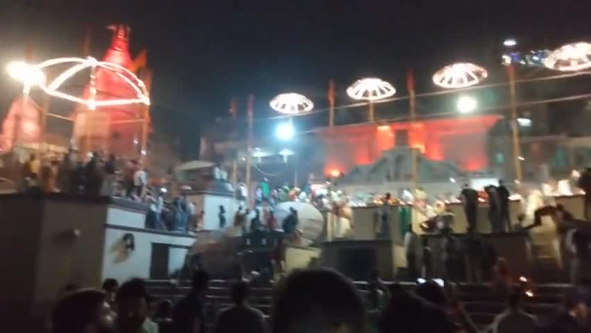 बाबा विश्वनाथ धाम में गंगा जी की पावन आरती का आयोजन बनारस#news24 #newsnation #meerutnews24live