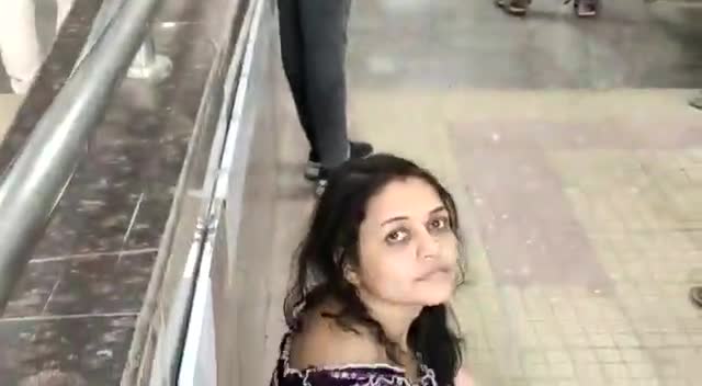 कोरो ना के नाम पर लोगों को मारा जा रहा है मां की बच्ची को मार डाला #corona#brijeshrajbhar#